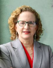 cathleen fleck headshot