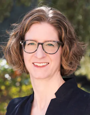 Heidi Buffington headshot