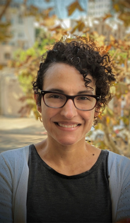 Headshot of Juliana Perez Headshot of Juliana Perez