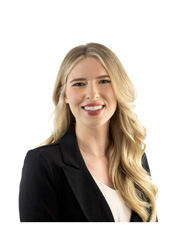 Headshot of Lauren Roeder Headshot of Lauren Roeder