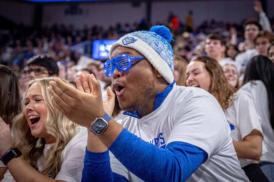 Billiken Blizzard Chaifetz Arena during a basketball game from above during a game where all participants wear white